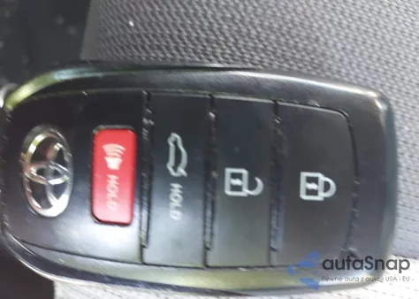 2025 Toyota Corolla Le z USA, uszkodzony, nr VIN 5YFB4MDEXSP256214